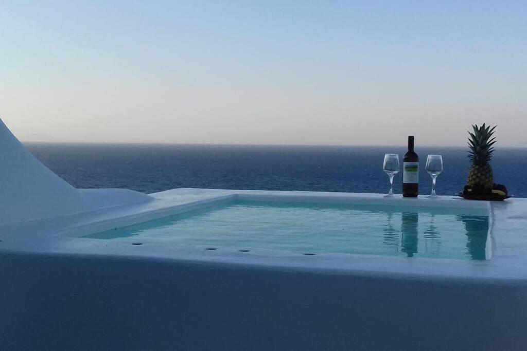 Santorini Sea View Apartments Vourvoúlos Exterior foto